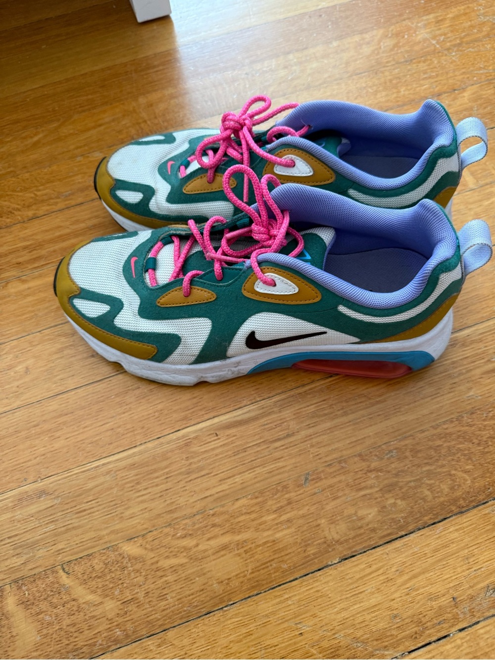 Nike Multicolor Running Sneakers - Green, White & Pink